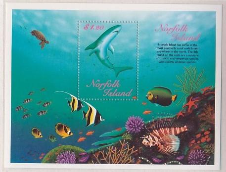 Norfolk #658 Fish S/S Mnh