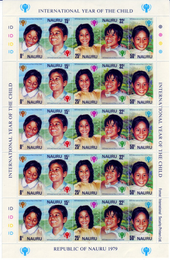 Nauru 1979 #201-05 IYC Sheetlet of 5 Setenant Strips Mnh / **